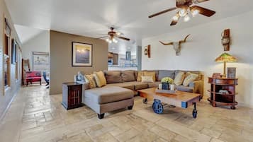 Smart TV, fireplace, DVD player