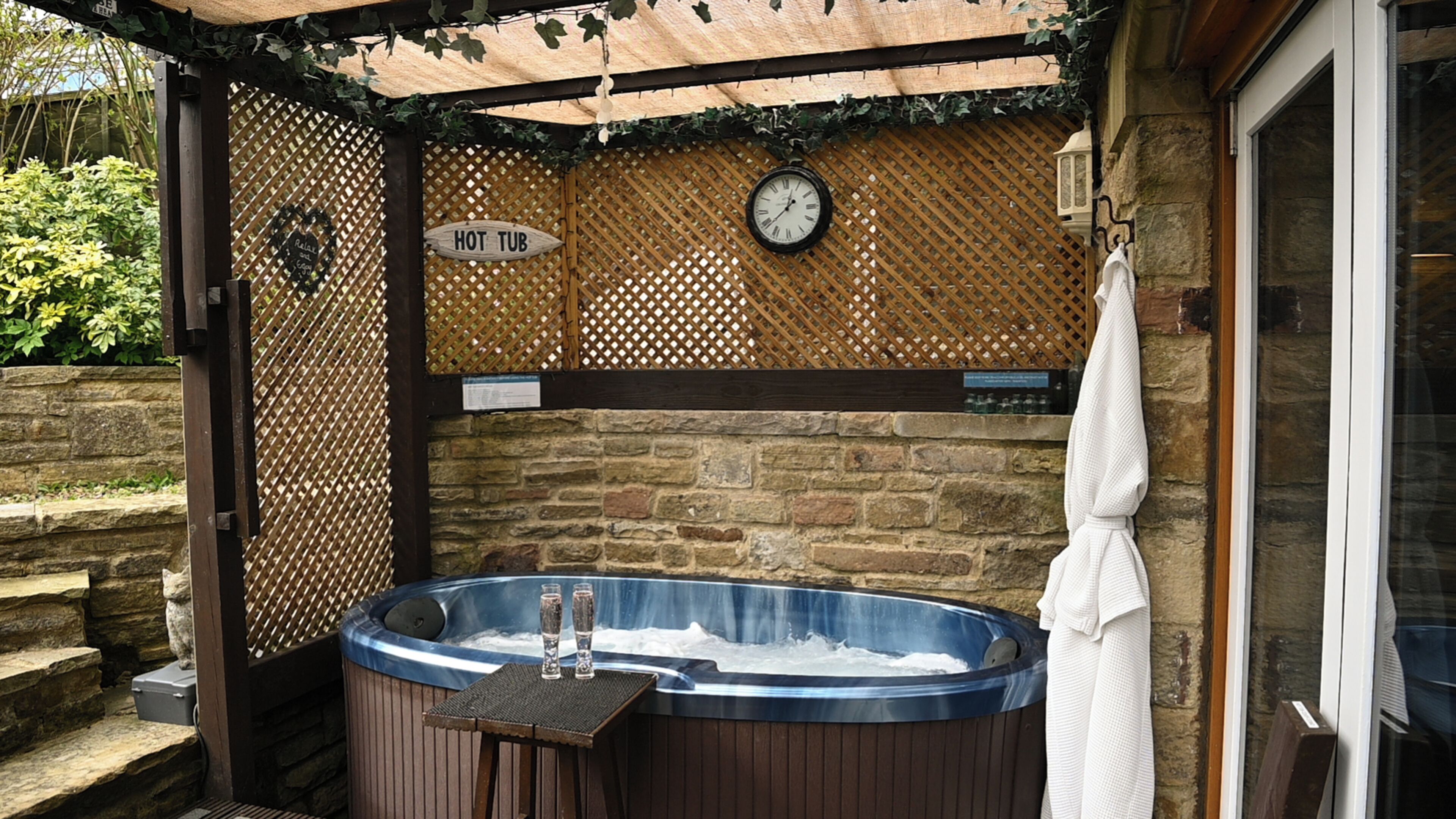 Bain à remous extérieur