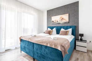 7 bedrooms, free WiFi, bed sheets - Villa ELLA ESTELLE with private heated pool, hot tub, sauna (Medići)