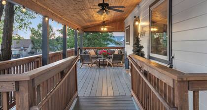 Spectacular Yard•Fire Pit•3 Blocks to Dwntn Williams Rt 66• Guest Favorite•