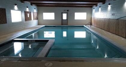 FUN & COZY CONDO SUUREN TAIVAISEN MEADOW-KYLÄN