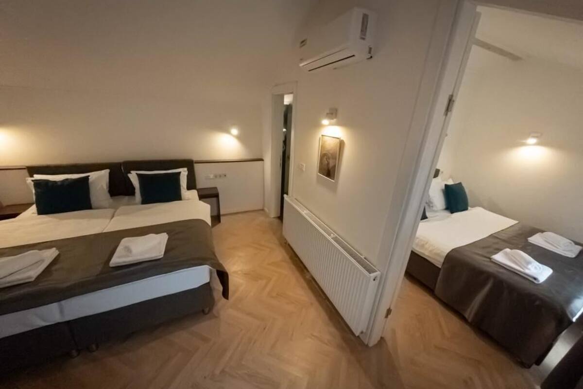 family apartment | 2 bedrooms, desk, blackout curtains, iron/ironing board