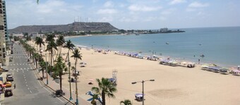 Salinas- Hermosa Beach View Apartment- Para toda la familia