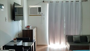 Quarto básico | Área de estar