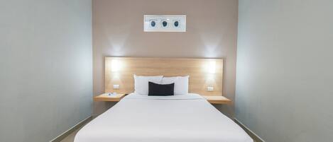 Schreibtisch, Bügeleisen/Bügelbrett, kostenloses WLAN, Rollstuhlgeeignet