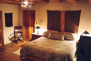 3 bedrooms, iron/ironing board, travel cot, free WiFi