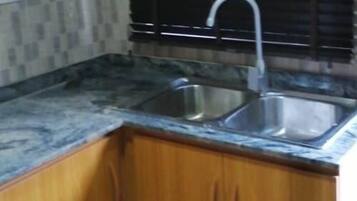 Comfort Apartment, 2 Bedrooms, Kitchen | Private kitchen | Full-sized fridge, microwave, stovetop, toaster