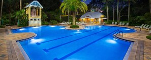 A heated pool - MARRIOTT CYPRESS HARBOR 2br/2bth Villa (Orlando)