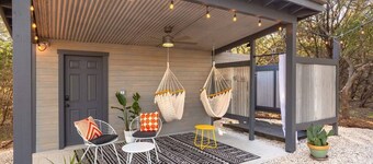 La Petite: a Tiny House Tucked in Nature *Hot Tub*