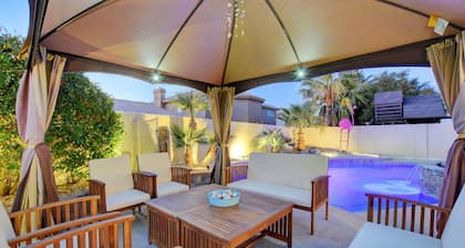 NEW! LAS VEGAS ESTATE-POOL-BUILT IN BBQ/GAME ROOM/AMAZING LOCATION