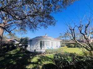 Exterior - independant storey villa 400 m of ocean (HOSSEGOR)