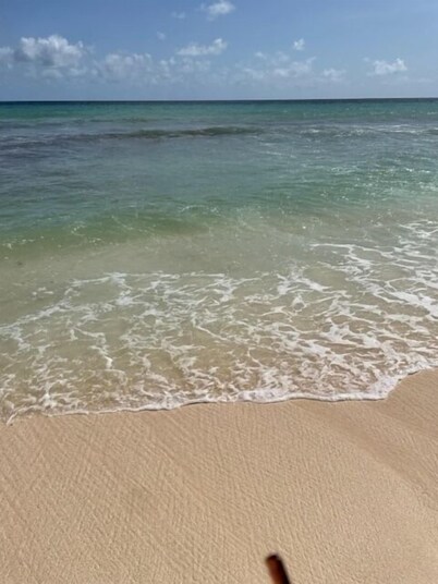 Sea Suite at Amaryl Apts - Only 200 meters to Beach