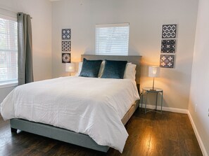 3 chambres, fer et planche à repasser, Wi-Fi, literie fournie