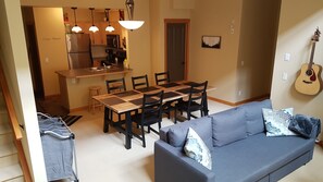 Smart TV, fireplace, video games, books