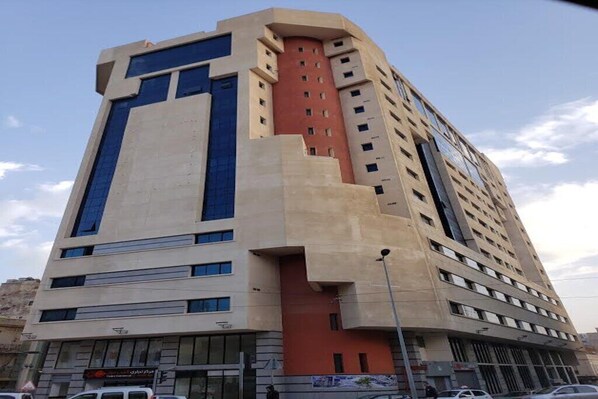 Exterior - A Luxury stay at Studio Bianca (Haï Emir)