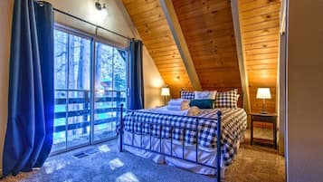 3 chambres, bureau, fer et planche Ă repasser, lit parapluie