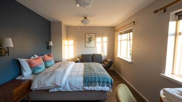 Premium bedding, blackout curtains, soundproofing, free WiFi