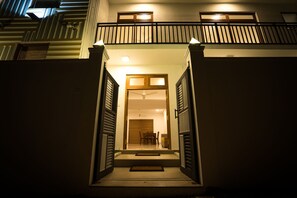 Property entrance - KOZY B&B - Mount Lavinia (Mount Lavinia)