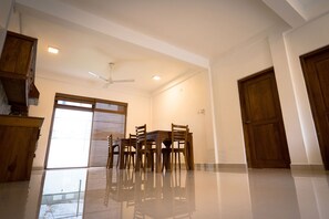 Dining - KOZY B&B - Mount Lavinia (Mount Lavinia)