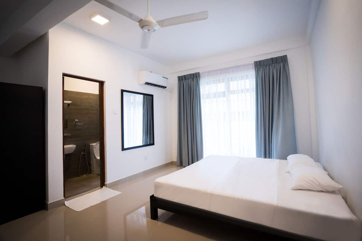 Select Comfort beds, desk, laptop workspace, individually furnished