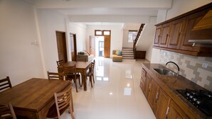 Shared fridge, shared microwave, stovetop, toaster - KOZY B&B - Mount Lavinia (Mount Lavinia)