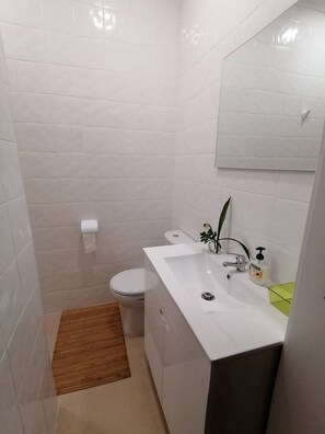 Hair dryer - Cozy Central II Comfortable, welcoming Studio (Ponta Delgada)