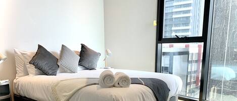 2 bedrooms, desk, iron/ironing board, travel cot