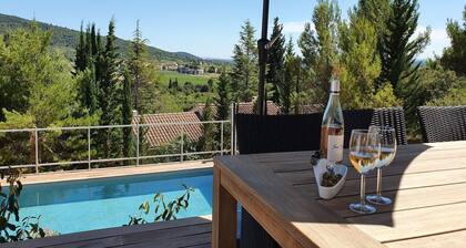 Stylish villa in Beaufort with private pool