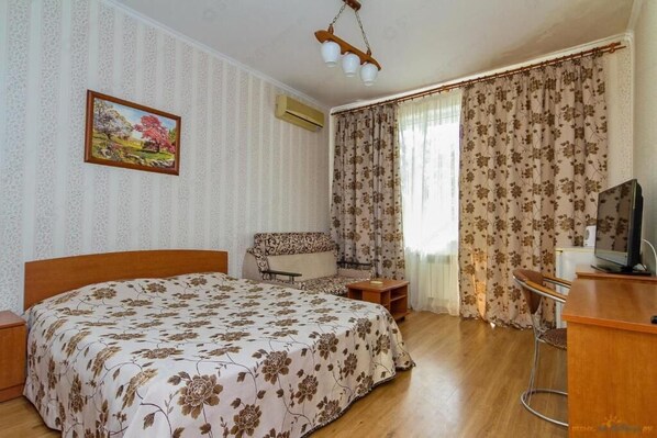 Comfort Double Room Single Use, 1 Bedroom | Free WiFi
