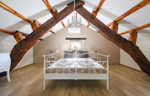 4 chambres, lit parapluie, Wi-Fi gratuit, draps fournis