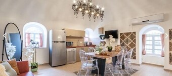 Jerusalem Villa front the Mamilla Mall