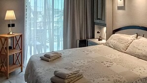 2 soverom og reiseseng for barn