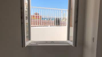 2 dormitorios, tabla de planchar con plancha, wifi gratis y ropa de cama