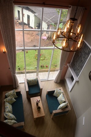 Living area - The Edgware Inn (Nuwara Eliya)