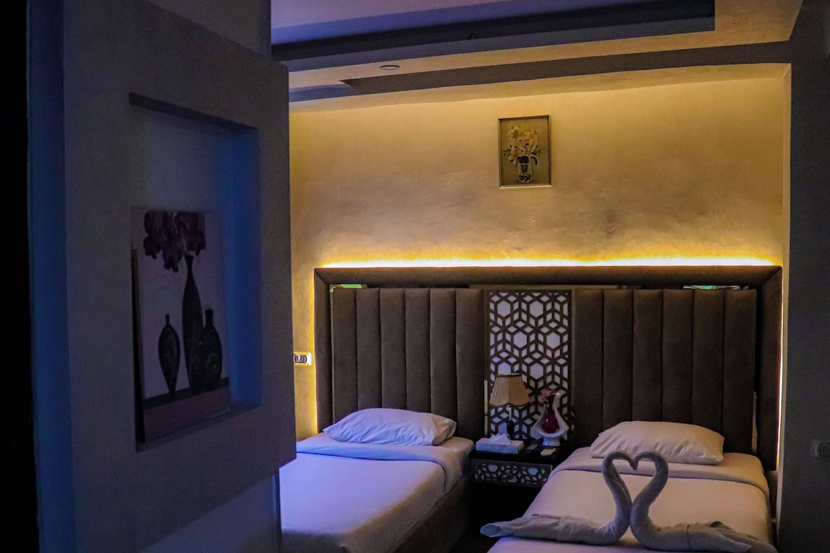 Egyptian cotton sheets, premium bedding, memory foam beds