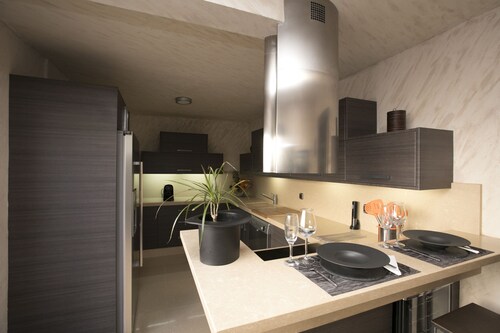 AlmerimarDuplexlujoo/vue mer/JACUZ privé/ 🆓WIFI / SMART tv / lav-sec🐎⛳️🏄‍♂️