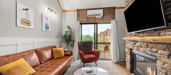 SnowPine Condo, Sleeps 8, A/C, Fireplace