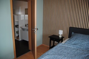 1 habitación, wifi gratis y ropa de cama