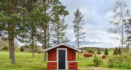 Nice home in Gränna with WiFi