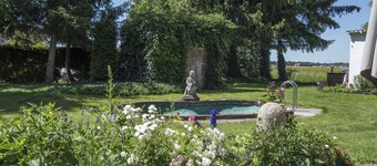 House with a large garden between Augsburg and Munich