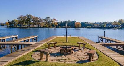 2/2 Condo on Lake Hamilton - Great Location! 10% discount on 7 night rental