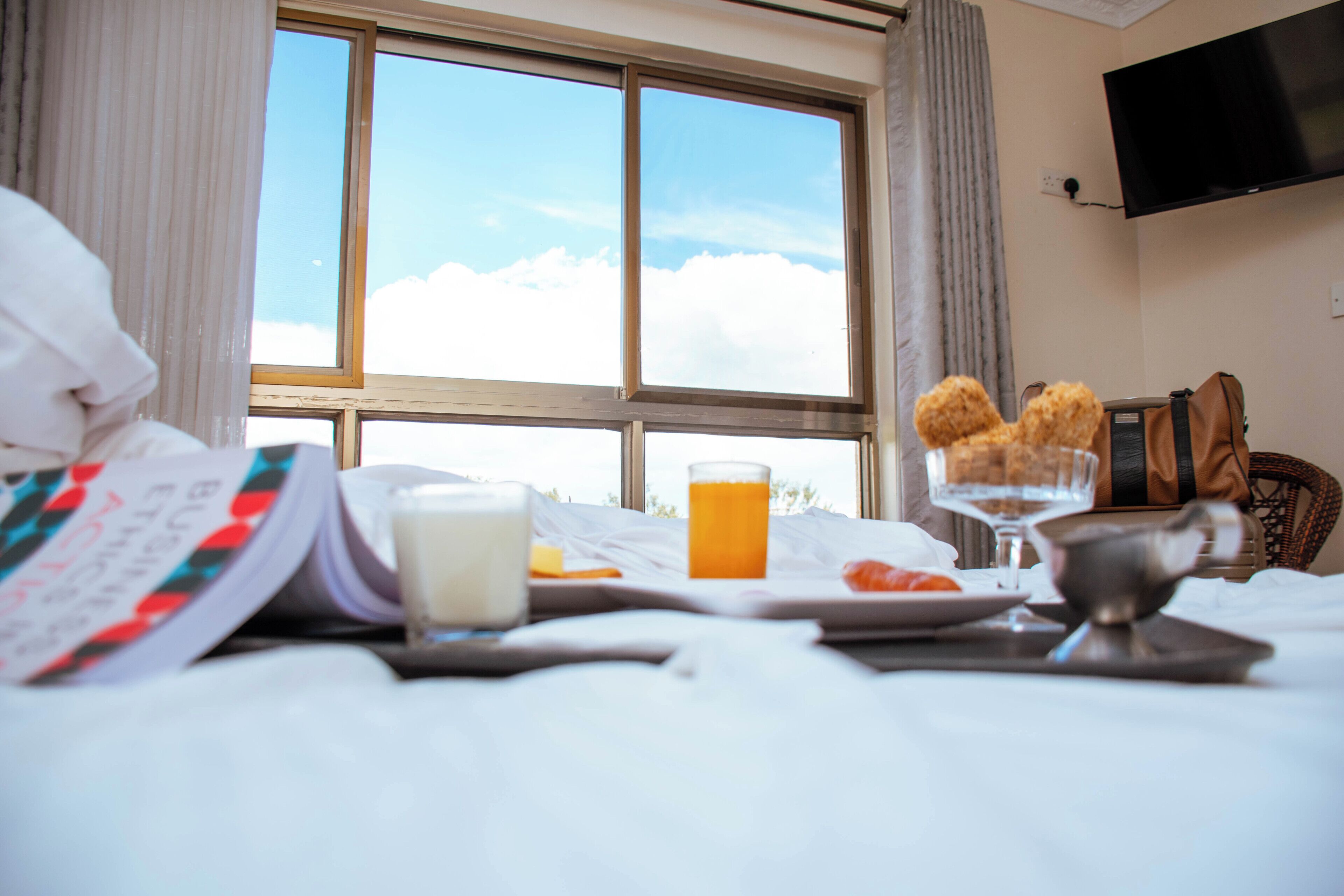 Individually furnished, blackout curtains, free WiFi, bed sheets