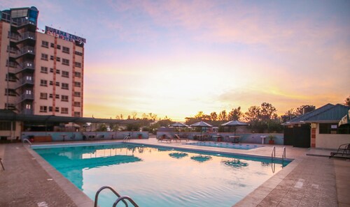 Buraha Zenoni Hotel and Resort