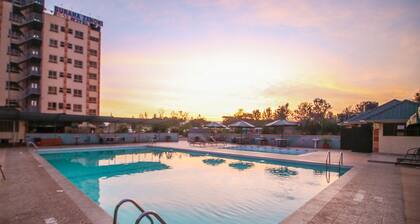 Buraha Zenoni Hotel and Resort