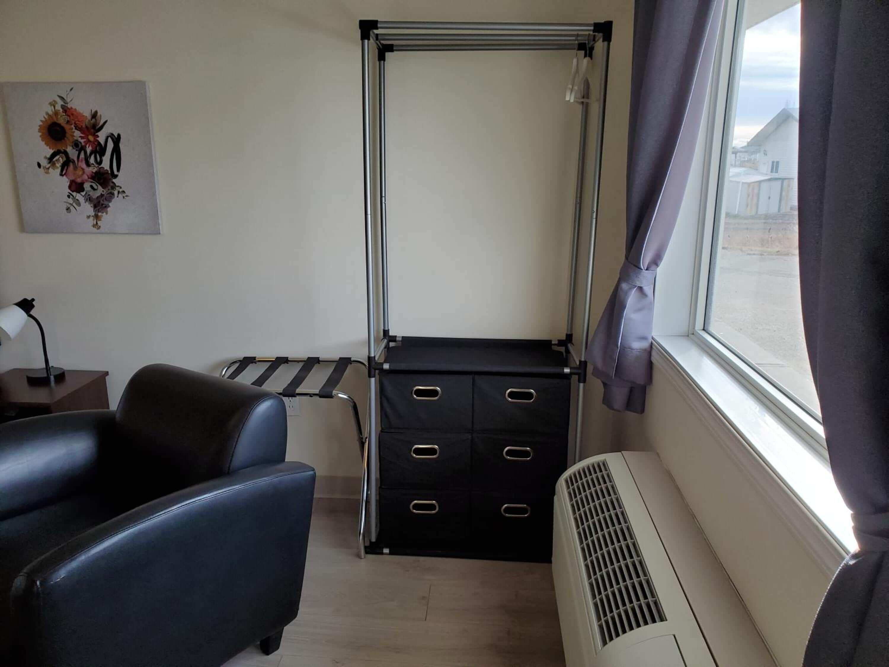 Télévision LED de 40 pouces avec chaînes par câble, télévision