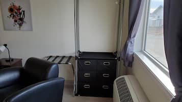 Télévision LED de 40 pouces avec chaînes par câble, télévision