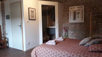 1 bedroom, desk, iron/ironing board, travel crib