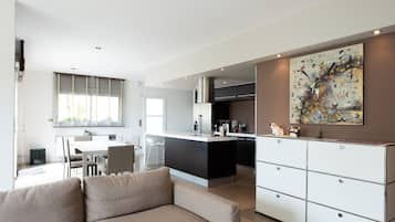 Smart-tv en een open haard