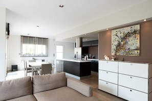 Smart-tv en een open haard