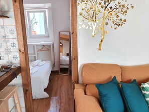 2 Schlafzimmer, Bügeleisen/Bügelbrett, WLAN, Bettwäsche